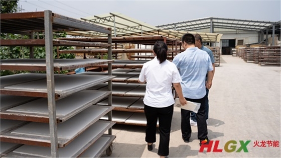 陶瓷纖維薄板生產(chǎn)線(xiàn) 陶瓷纖維薄板生產(chǎn)線(xiàn)