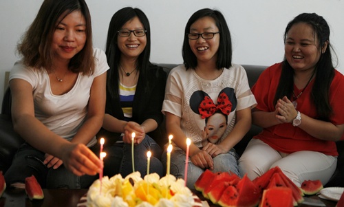 火龍節能美女生日