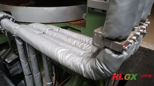 硫化機管線(xiàn)可拆卸保溫套 硫化機管線(xiàn)可拆卸保溫套