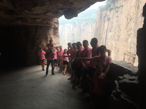 絕壁長(cháng)廊