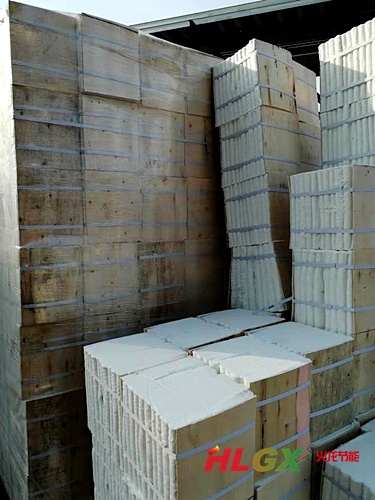 HLGX陶瓷纖維棉塊.jpg HLGX陶瓷纖維棉塊.jpg